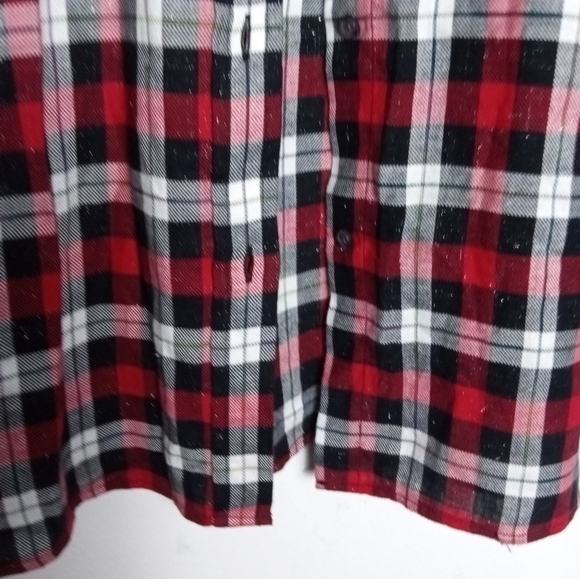 Talbots Black, White & Red Plaid Metallic Cotton Button Down Blouse size Large - Picture 10 of 10